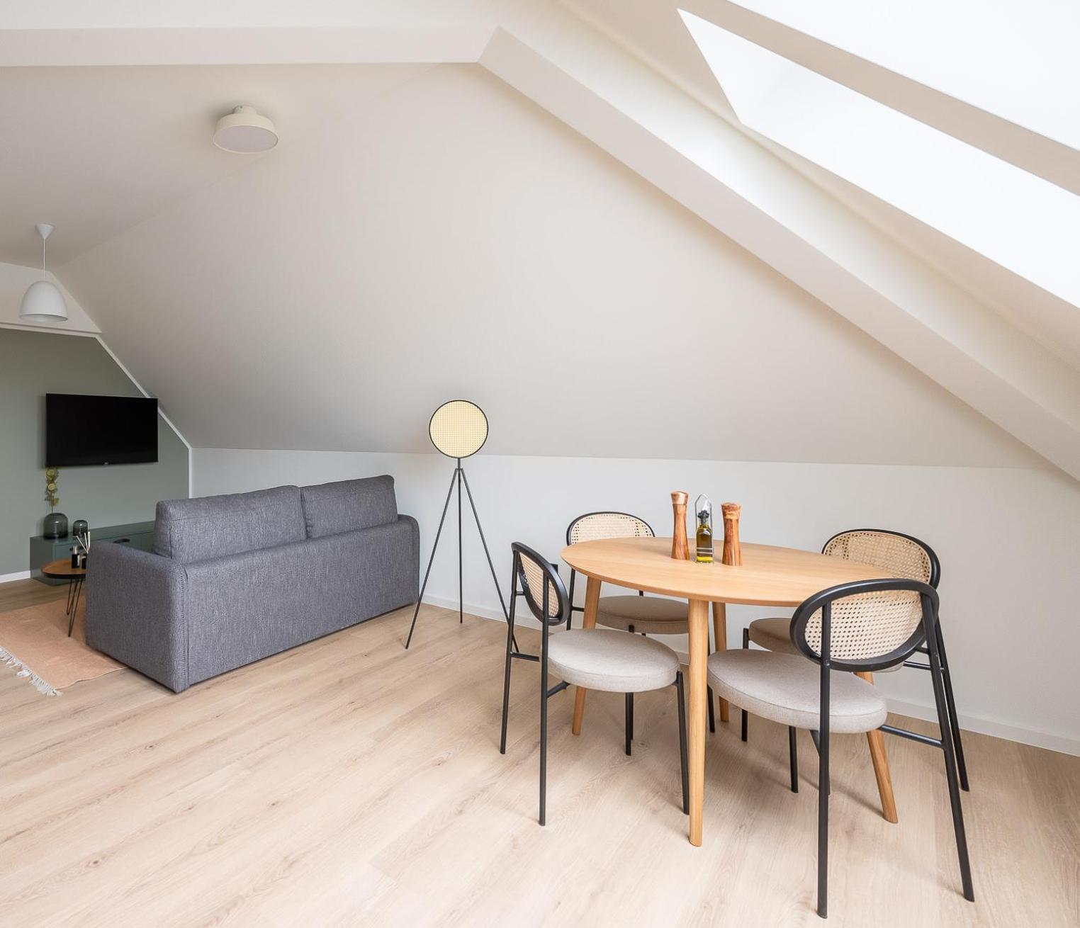 Limehome Stuttgart Elsenhansstr Ruang foto