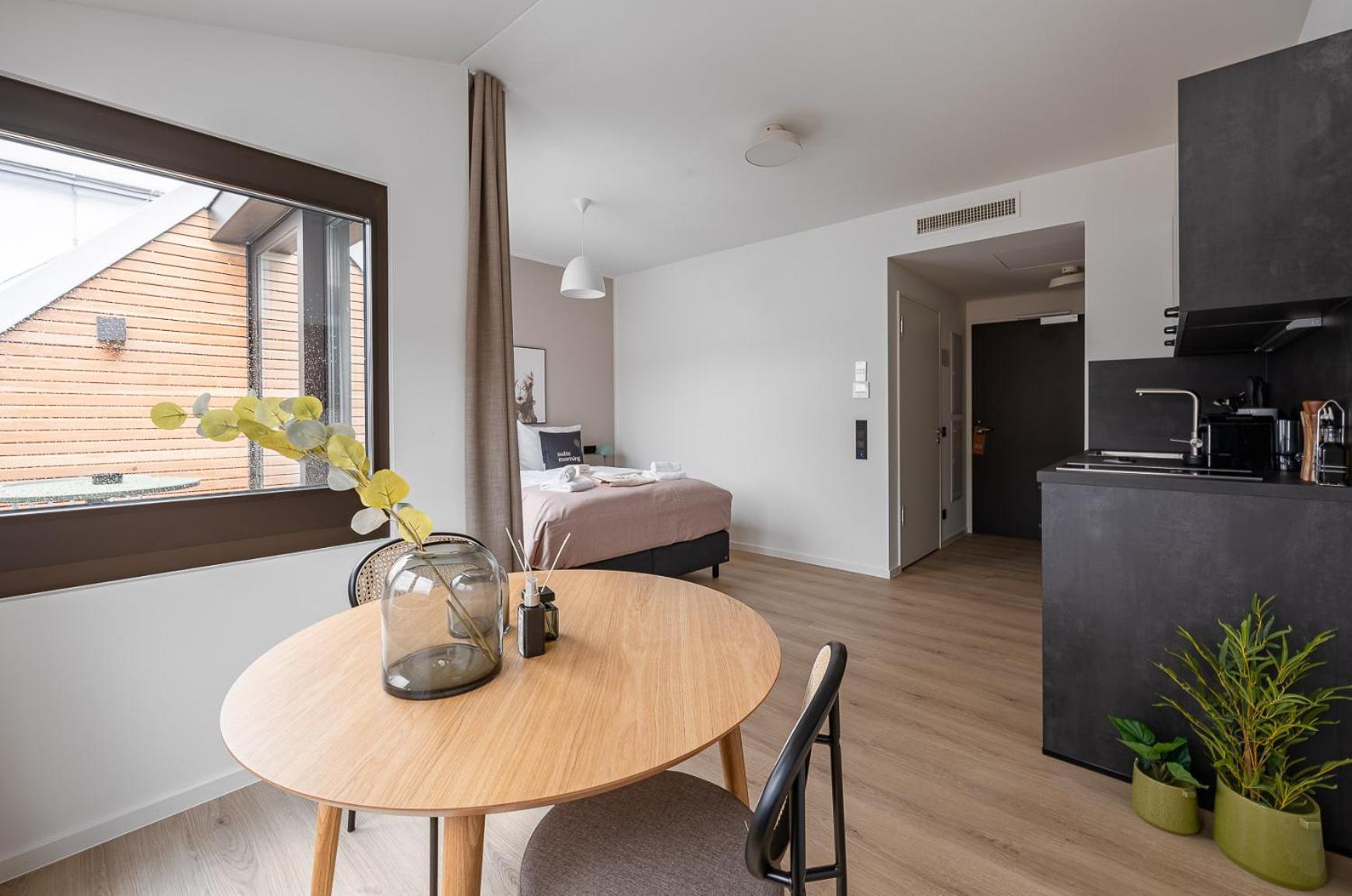 Limehome Stuttgart Elsenhansstr Ruang foto